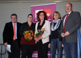 Kerstin Westphal mit Iris Wrede sowie MdL Volkmar Halbleib, MdL Kathi Petersen und MdB Bernd Rützel