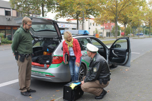 Das polizeiliche Tätigkeitsfeld wird immer komplexer und spezialisierter. Auch die Einsätze im Streifendienst decken eine große Bandbreite ab. Bei einer Streifenfahrt konnte sich Fehlner ein präzises Bild vom Ablauf eines Einsatzes machen.